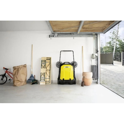 Подметальная машина ручная Karcher S 6 Twin