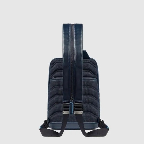 Рюкзак слинг мужской Piquadro Blue Square CA6589B2/BLU2, кожа, темно-синий
